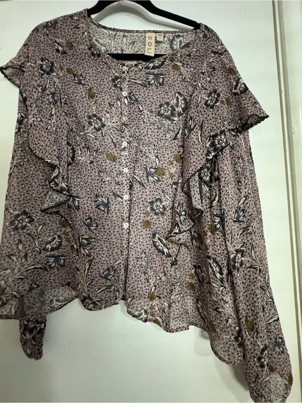 dolan Mauve Floral Ruffle Button-Front Blouse